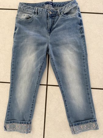 Leichte Damen Jeans Capri-Hose Gr. 36 Stickerei