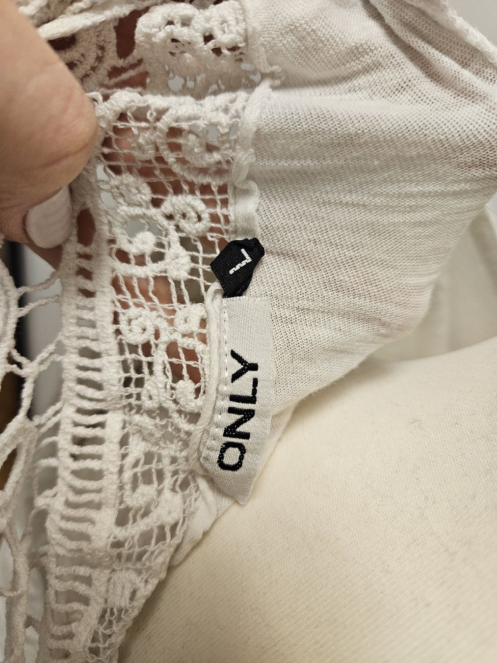 Only T-shirt: Boho Hippie Langarm-Shirt – Nuovo (secondo la descrizione) da Zürich venduto da ColdCoffee 3
