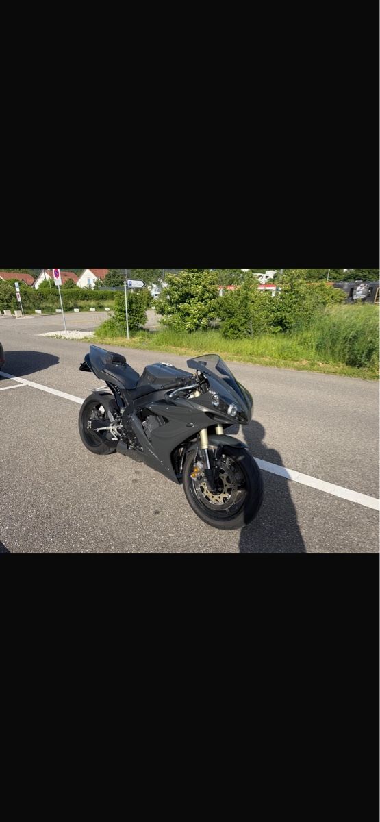 Yamaha Strada: Yamaha R1 – Usato da Niederdorf venduto da rin_fkq7 1