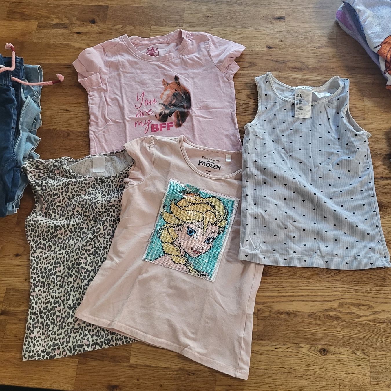 Lotti & Set di vestiti: Mädchen Kleiderpaket Grösse 122/128 – Usato da Arth venduto da BaMiLiScH 3