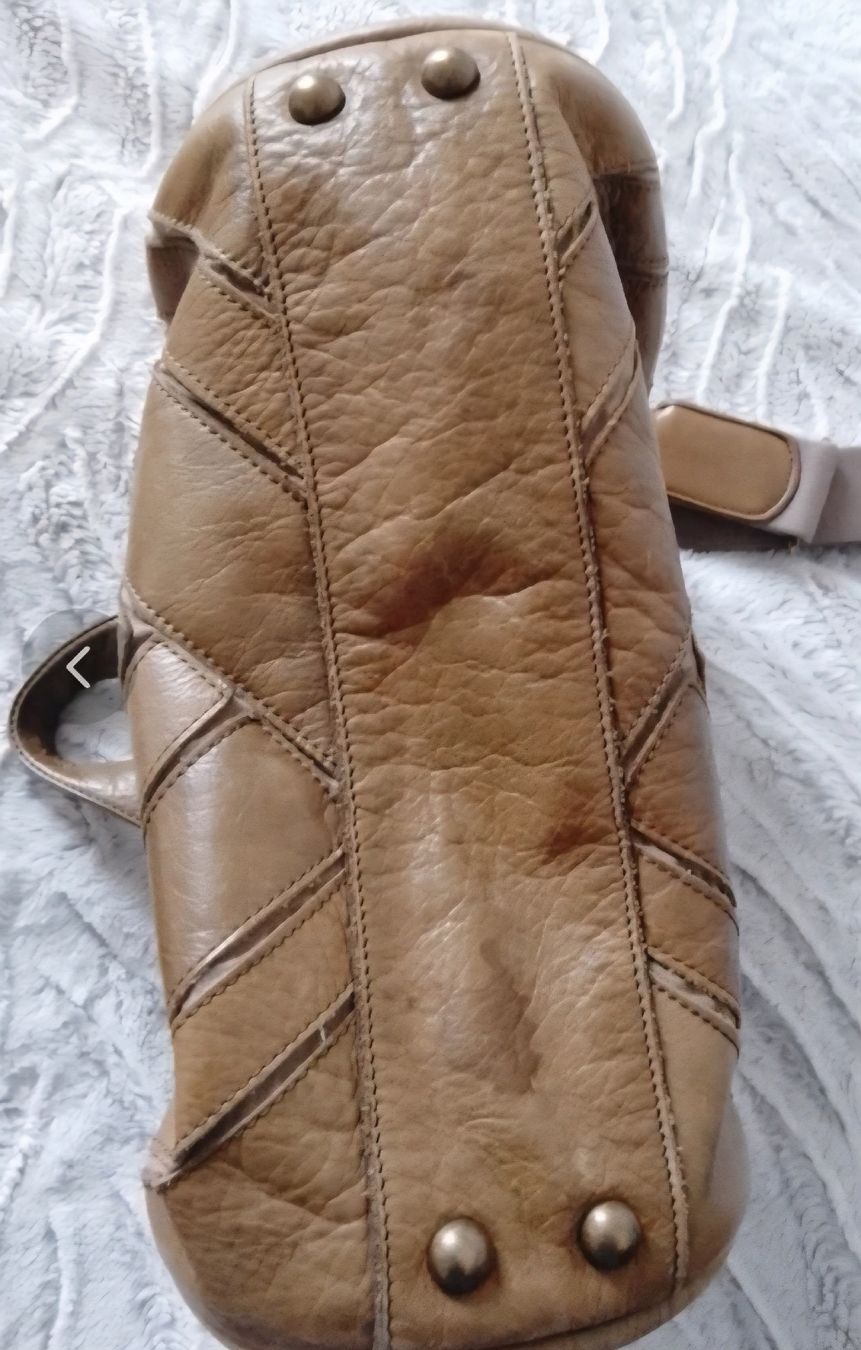 Ugg Borse: UGG Tasche Leder Used Look – Usato da Riehen venduto da Pelagia07 4
