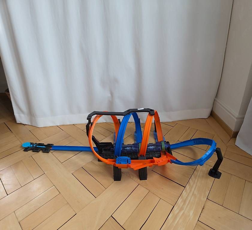 Hot Wheels Giocattoli: Hotwheels Korkenzieher – Usato da zürich venduto da Sauerteig