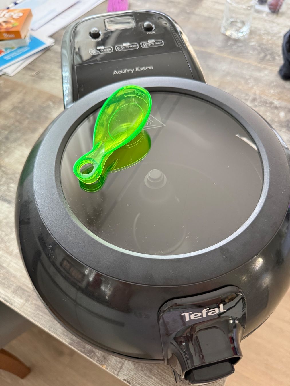 Tefal Elettrodomestici da cucina: Tefal Air Fryer – Usato da Weesen venduto da naz_m6gj