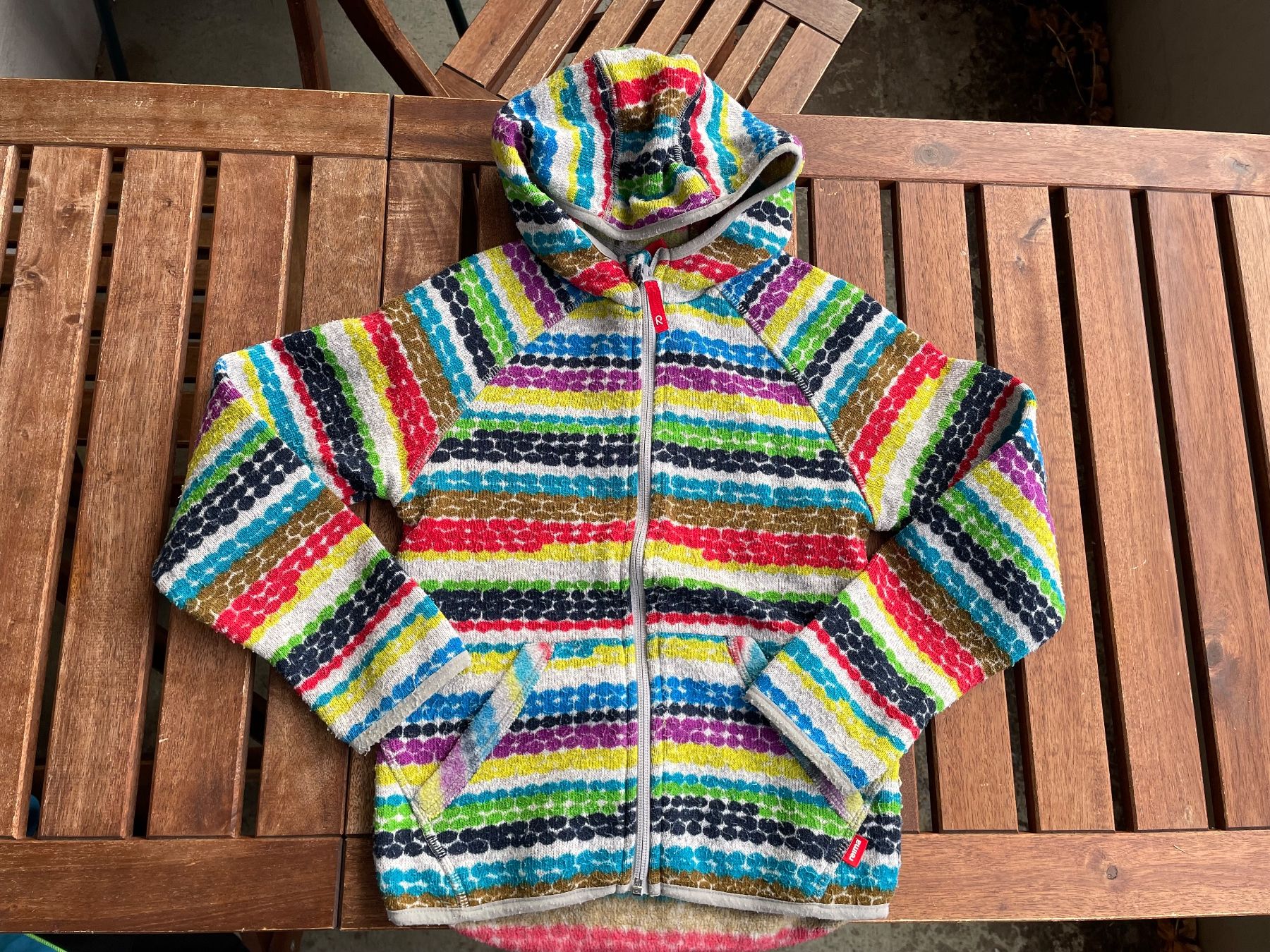 Reima Giacche & Cappotti: Reima Strickfleece Jacke bunt gestreift – Usato da Bern venduto da brup