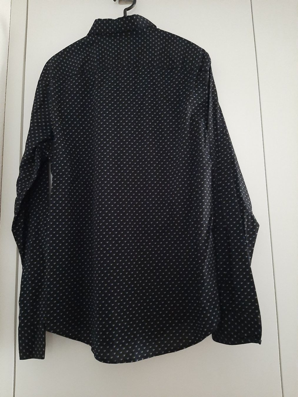 Armani Camicie: Herrenhemd Armani Gr. M – Usato da Menziken venduto da Rien1 1