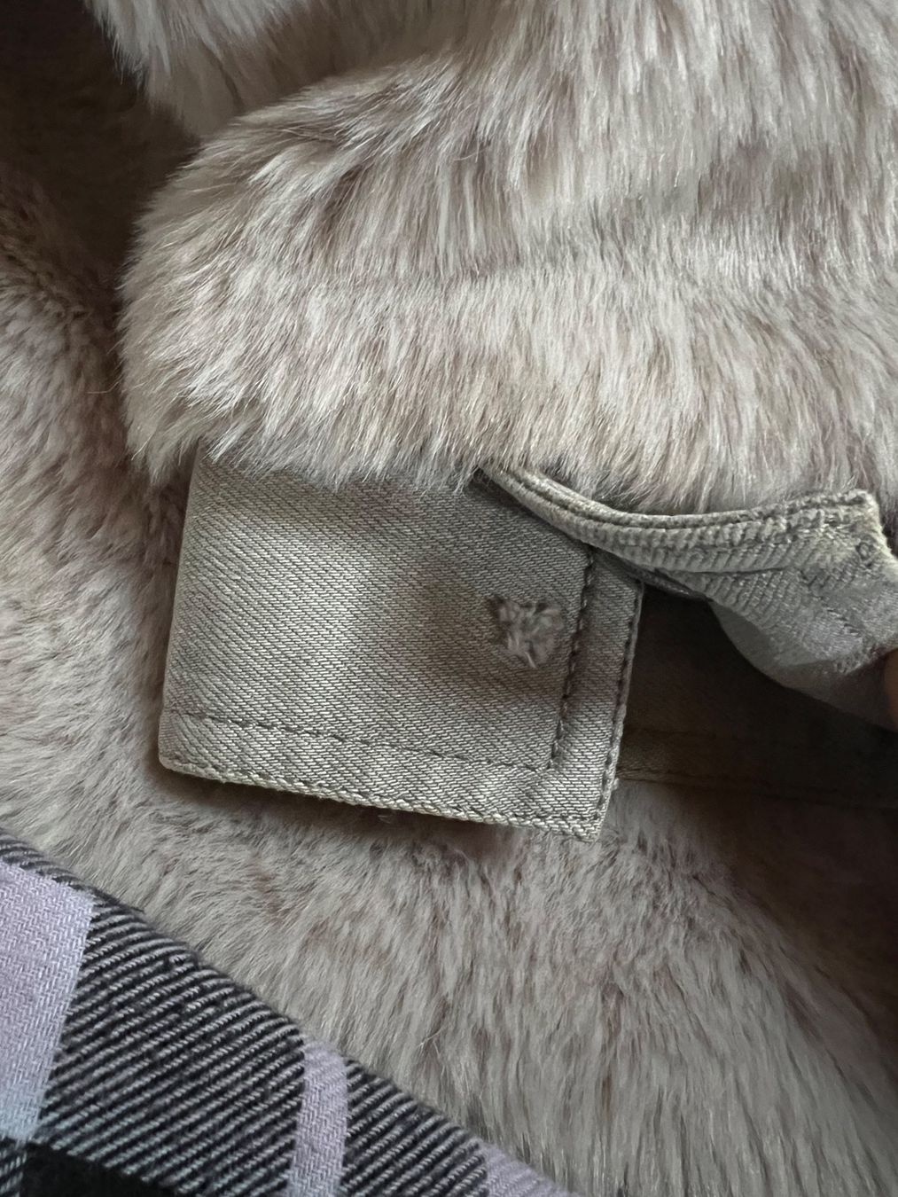 Stella McCartney Giacche & Cappotti: STELLA McCARTNEY Kids Manteau – Usato da Genève venduto da Pingus2006 1