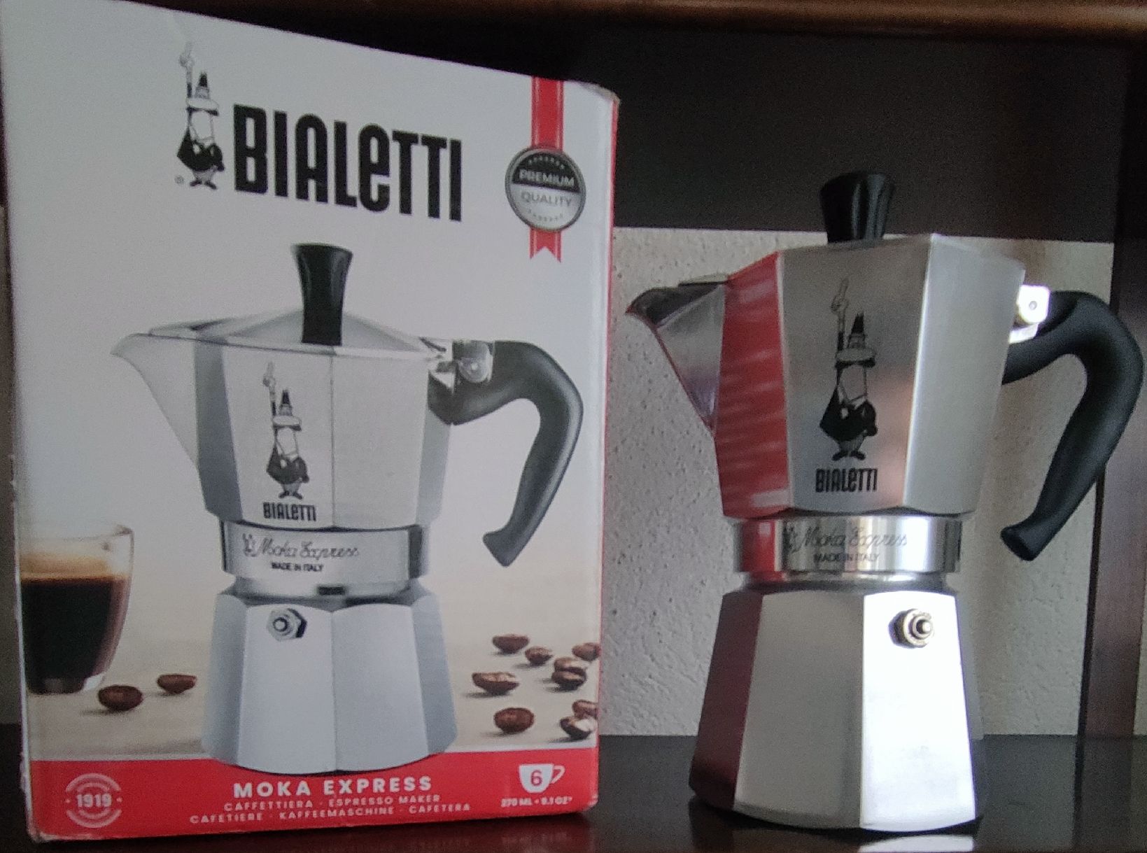 Bialetti Macchine per caffè & Macchine per espresso: Cafetiere Bialetti moka express neuve – Nuovo e nell'imballaggio originale da Biel/Bienne venduto da notfun 2