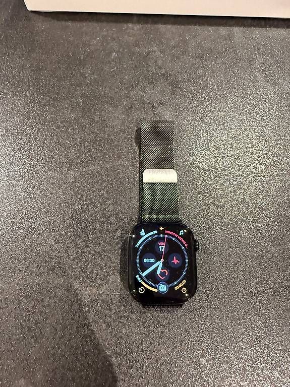 Smartwatch: Appel Watch 11 – Usato da Murten venduto da Civetta3 2