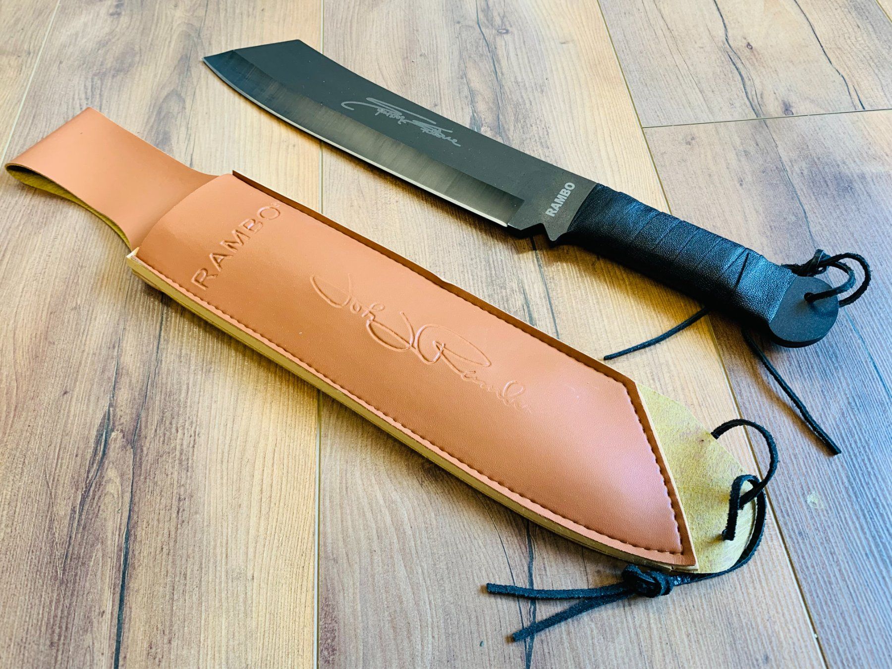 Accessori: RAMBO Machete BLACK Tactical Messer 43cm – Nuovo e nell'imballaggio originale da Bergdietikon venduto da shopAgent 3