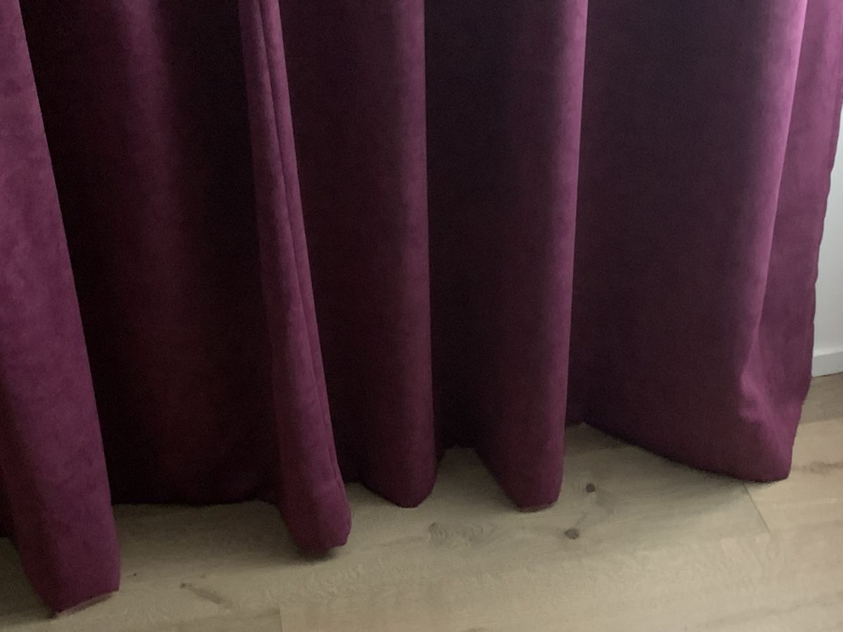 Tende: Nachtvorhang Violett – Usato da Bülach venduto da Berimbau0 1