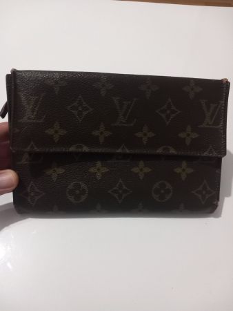 Louis vuitton porte monnaie