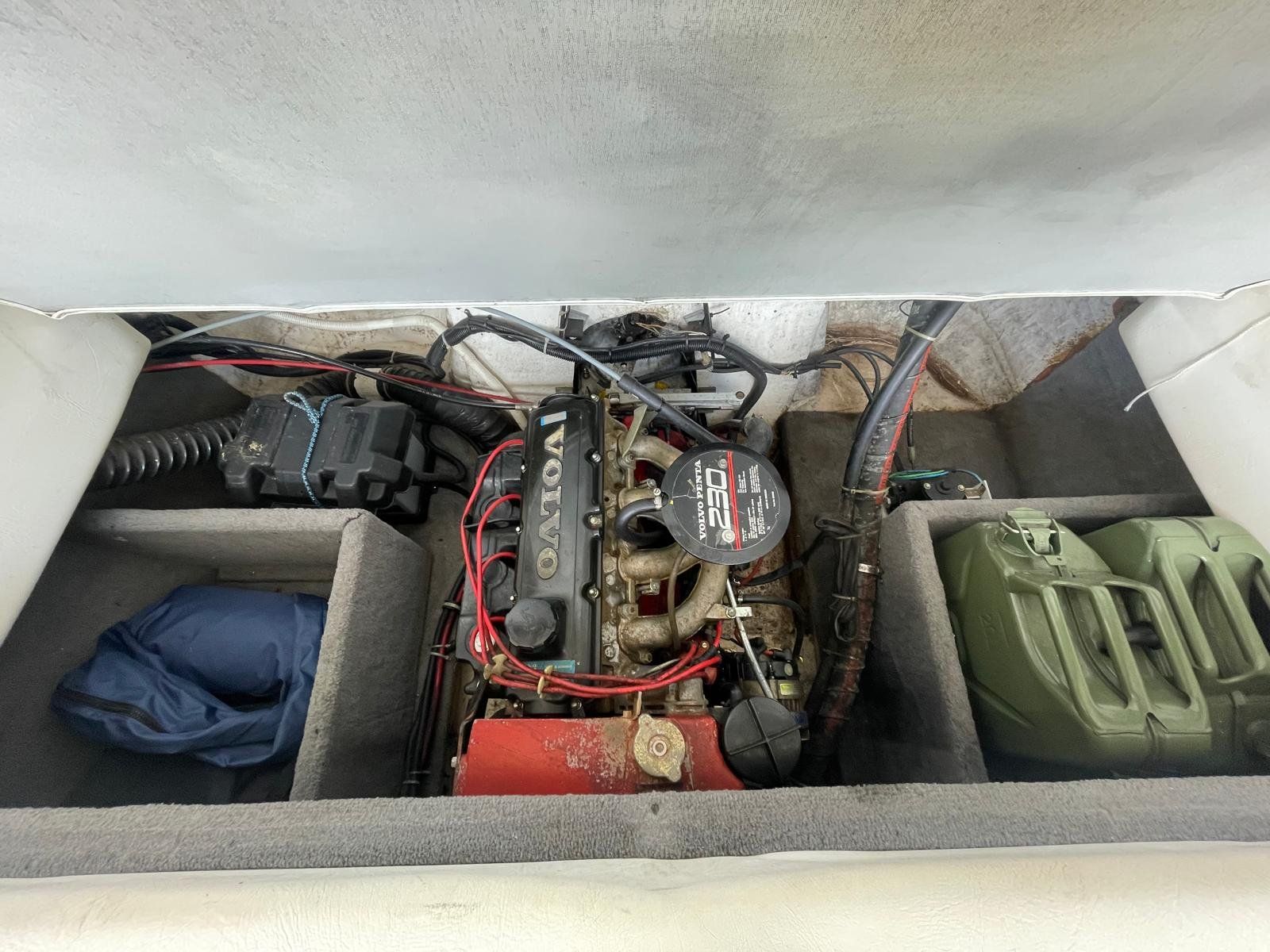 Century Barche: Motorboot Century 190LX – Usato da Stansstad venduto da cellomedia24 4