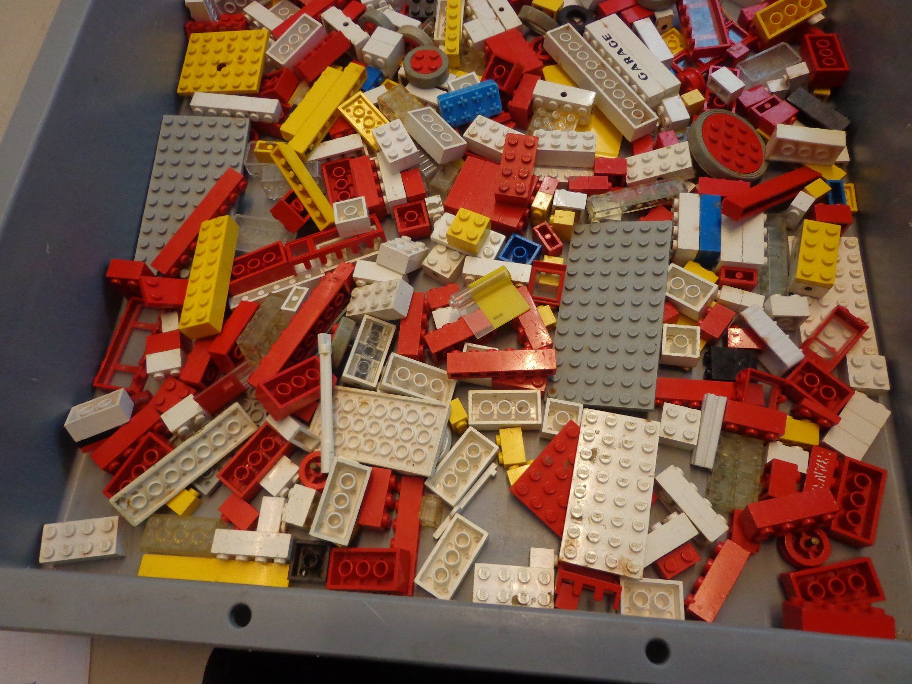 Lego Spielzeuge: 1,1Kg alte Legos ab 1.- – Defekt aus Zofingen von goezi_52 1
