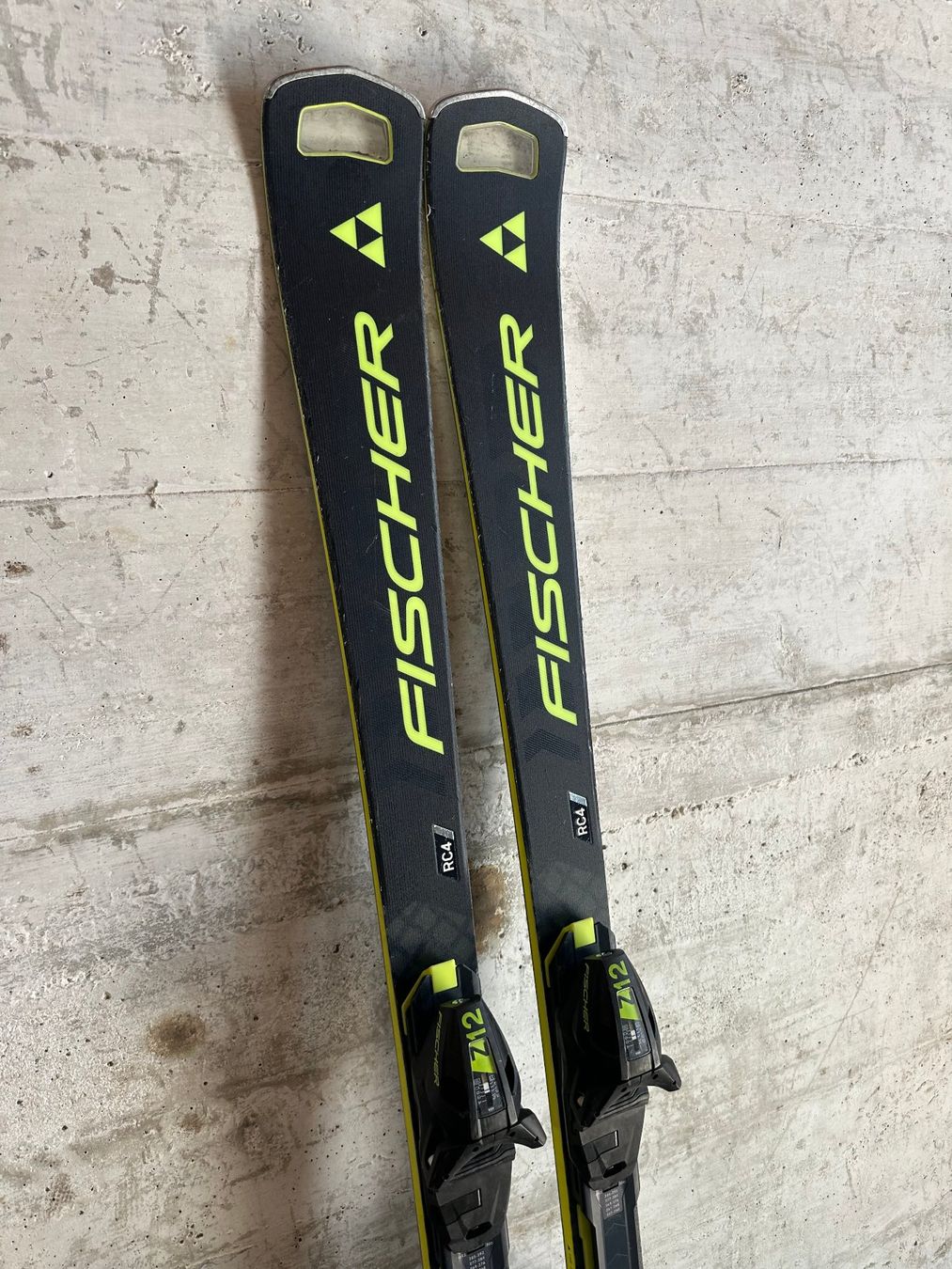 Fischer Sci: Fischer RC4 SC Ski 155CM – Usato da Emmenbrücke venduto da karkarkar 1