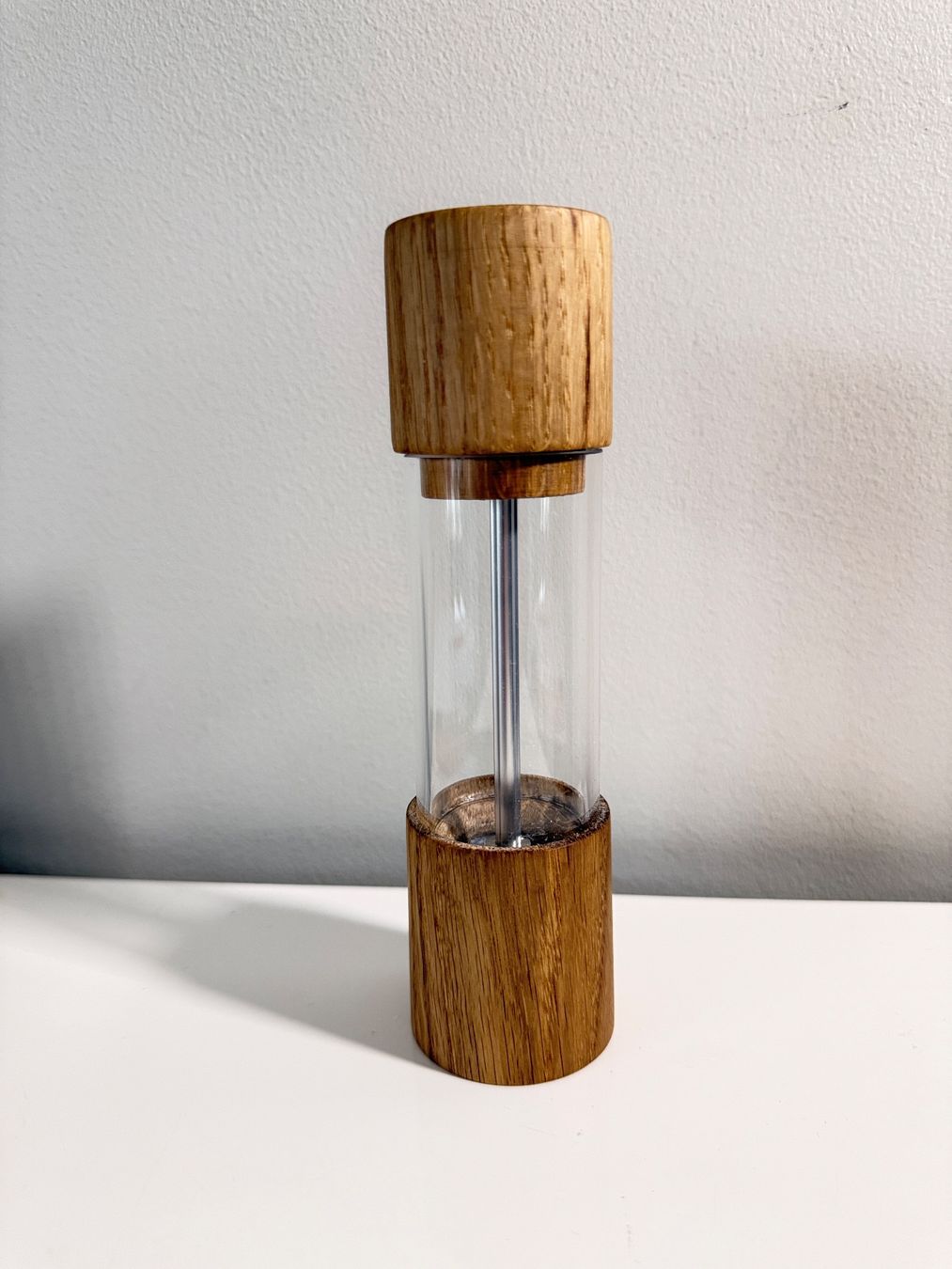 Elettrodomestici da cucina: Pfeffermühle aus Eiche mit Durchblick – Nuovo e nell'imballaggio originale da Herisau venduto da mikes69
