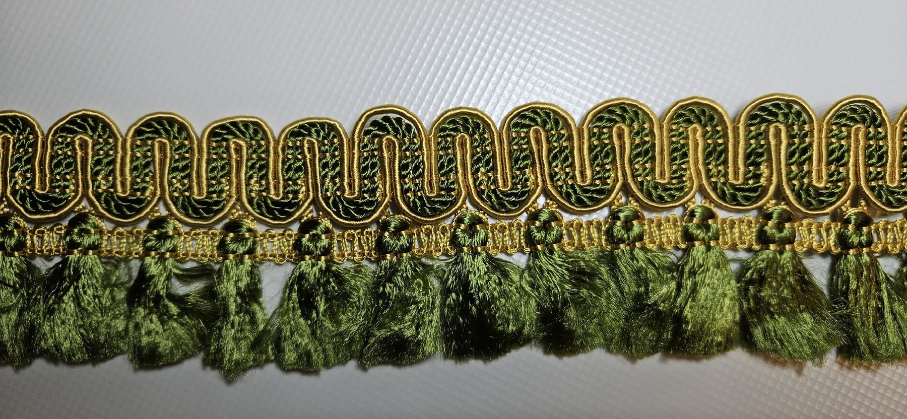 Stoffe: galon avec pompons vert et doré 5cmx70cm ruban – Neu (gemäss Beschreibung) aus Carouge GE von Lea000