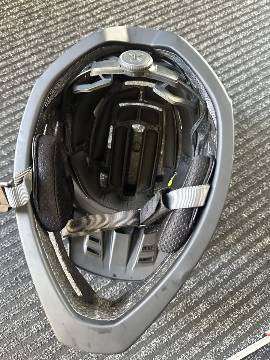Caschi: IXS HELM TRIGGER FF  – Usato da Uster venduto da bek_v2ct 1