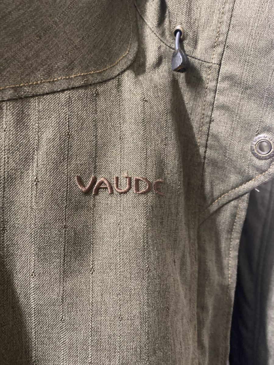 Vaude Giacche: Vaude Jacke grün Gr 38 – Usato da Belp venduto da Svina 5