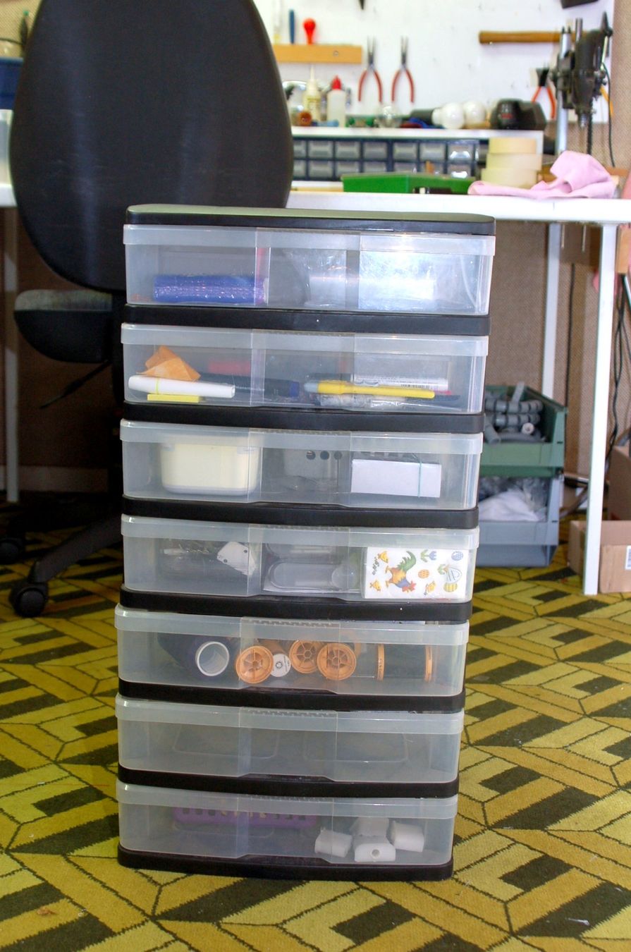 Recipients et similaires: Kunststoff-Schubladenbox / Rollcontainer – D'occasion à Zeiningen par dor_k786 1