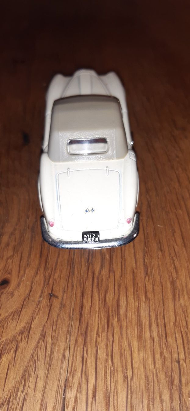 Brumm Modellautos: Lancia B24 Spider 1955 1:43 BRUMM – Gebraucht aus Fehraltorf von STEMAC01TK 1