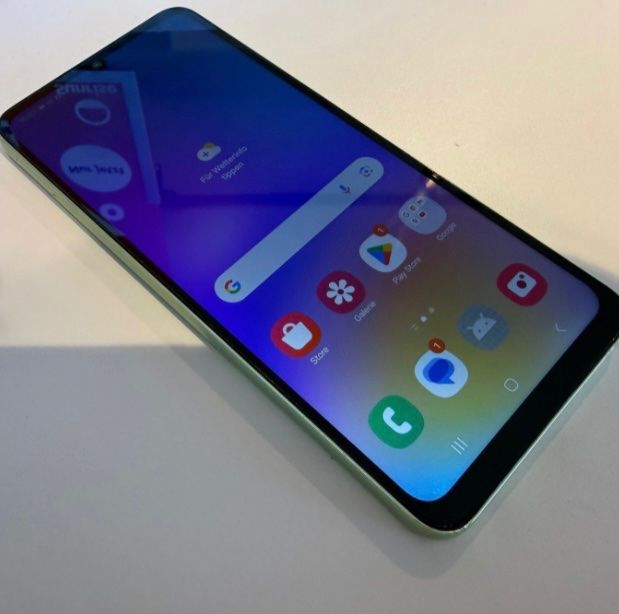 Samsung Telefoni cellulari / Smartphones: Samsung Galaxy A05 64GB – Usato da Ecublens VD venduto da Max_b5fw 1