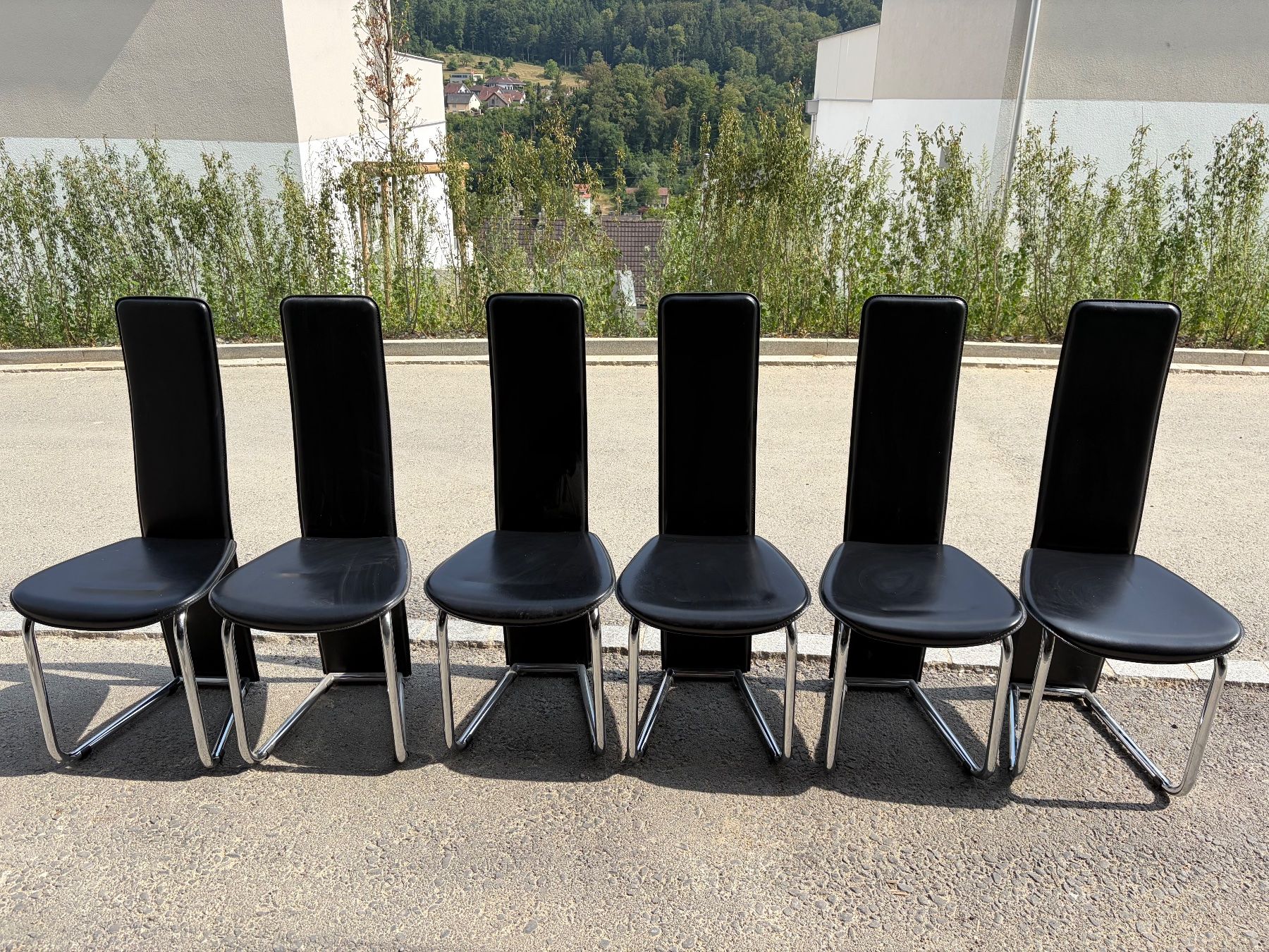 Chaises: 6 Esstisch-Stühle Echtleder schwarz – D'occasion à Grellingen par kar_xl78