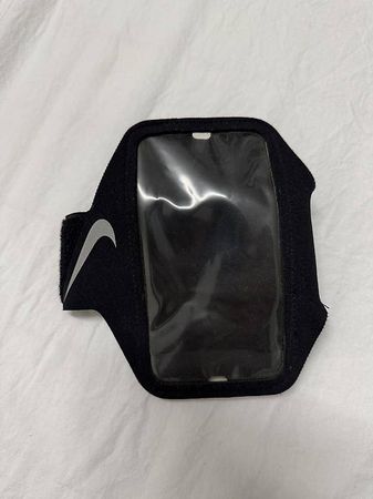 nike lean sport armband