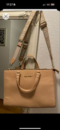Handtasche