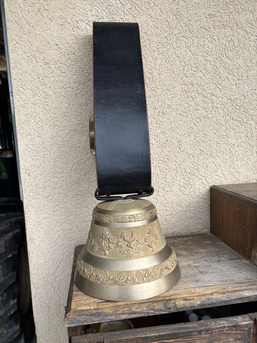 Glocken & Treicheln: Neuwertige Glocke. – Gebraucht aus Schangnau von Roseggli82 8