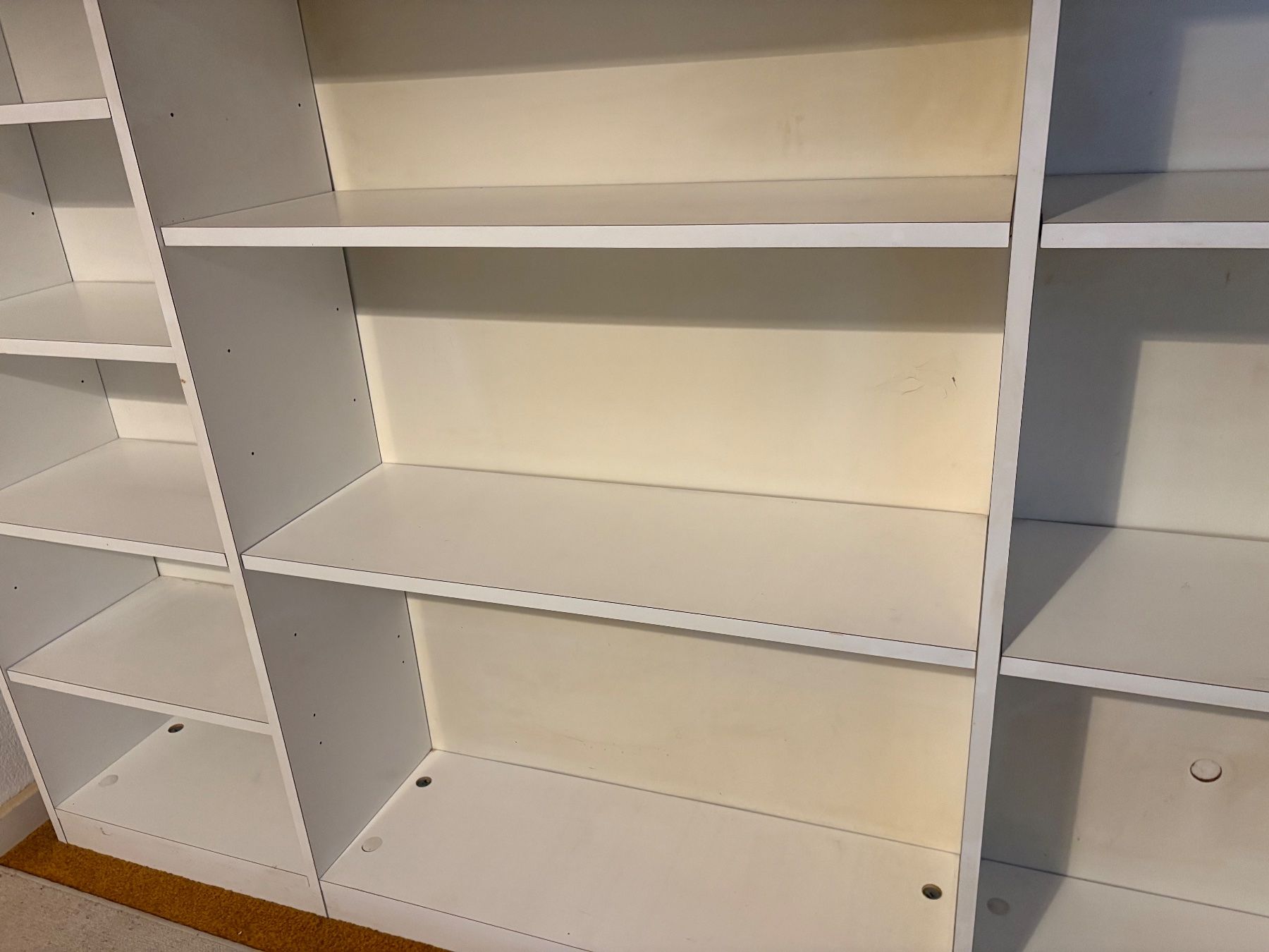 Scaffali: Weisses Bücherregal – Usato da Arlesheim venduto da Spielmax 3
