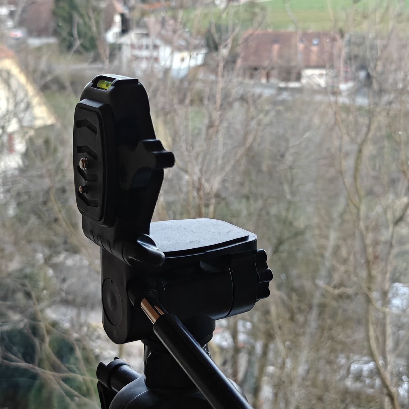Hama Treppiedi & Teste: Stativ Hama - Aluminium – Usato da Radelfingen b. Aarberg venduto da gab_g96t 3