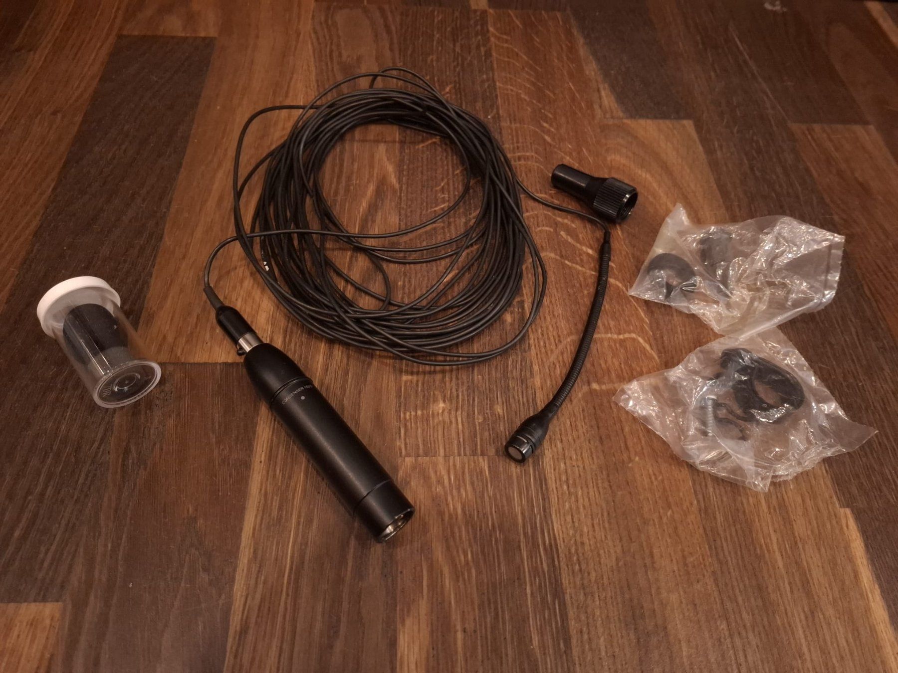 Shure Microphones: Shure MX202B/C Microflex Overhead Schwarz (2/2) – D'occasion à Effretikon par lichtundmusik_GmbH 1