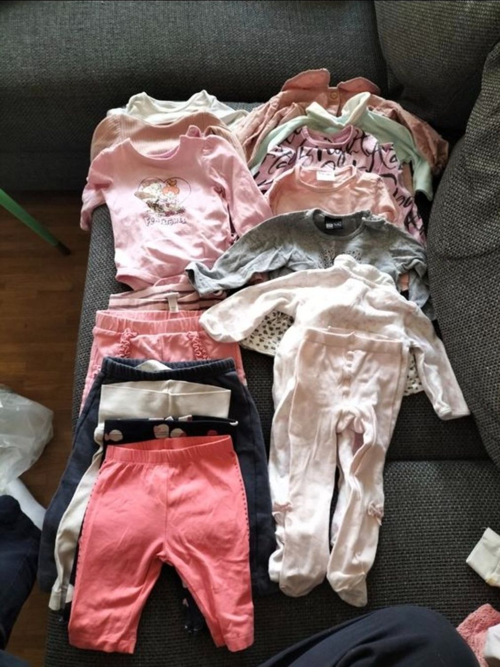 Lotti & Set di vestiti: Baby Kleidern 16 Stk. – Usato da Derendingen venduto da dan_8bvg