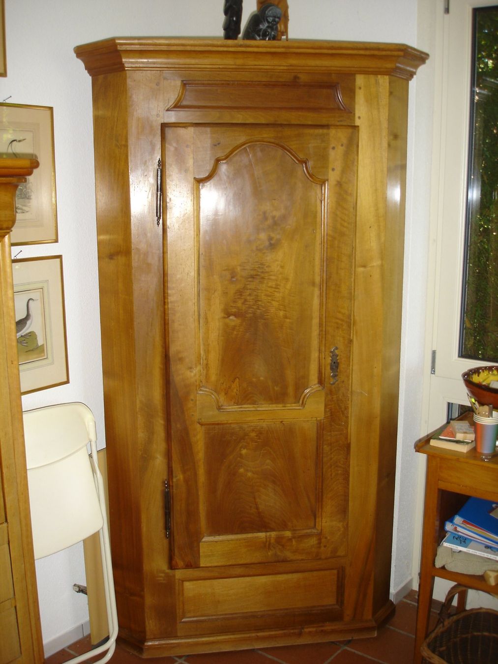 Schränke: Armoire d'angle pour vaisselle – Gebraucht aus Pully von isa_6hqd