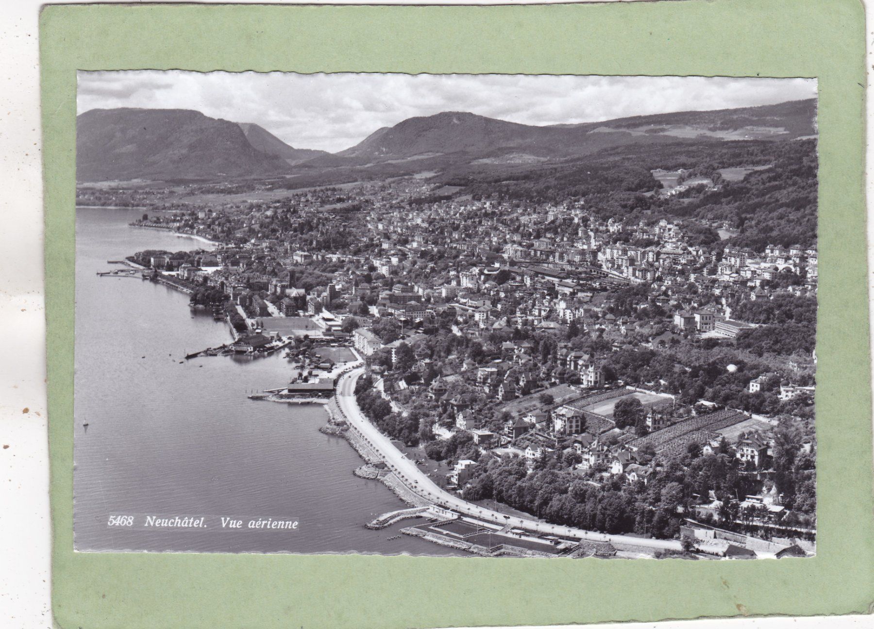 Cartoline postali: Neuchâtel Vue aérienne – Usato da Herisau venduto da Lisegrat2008