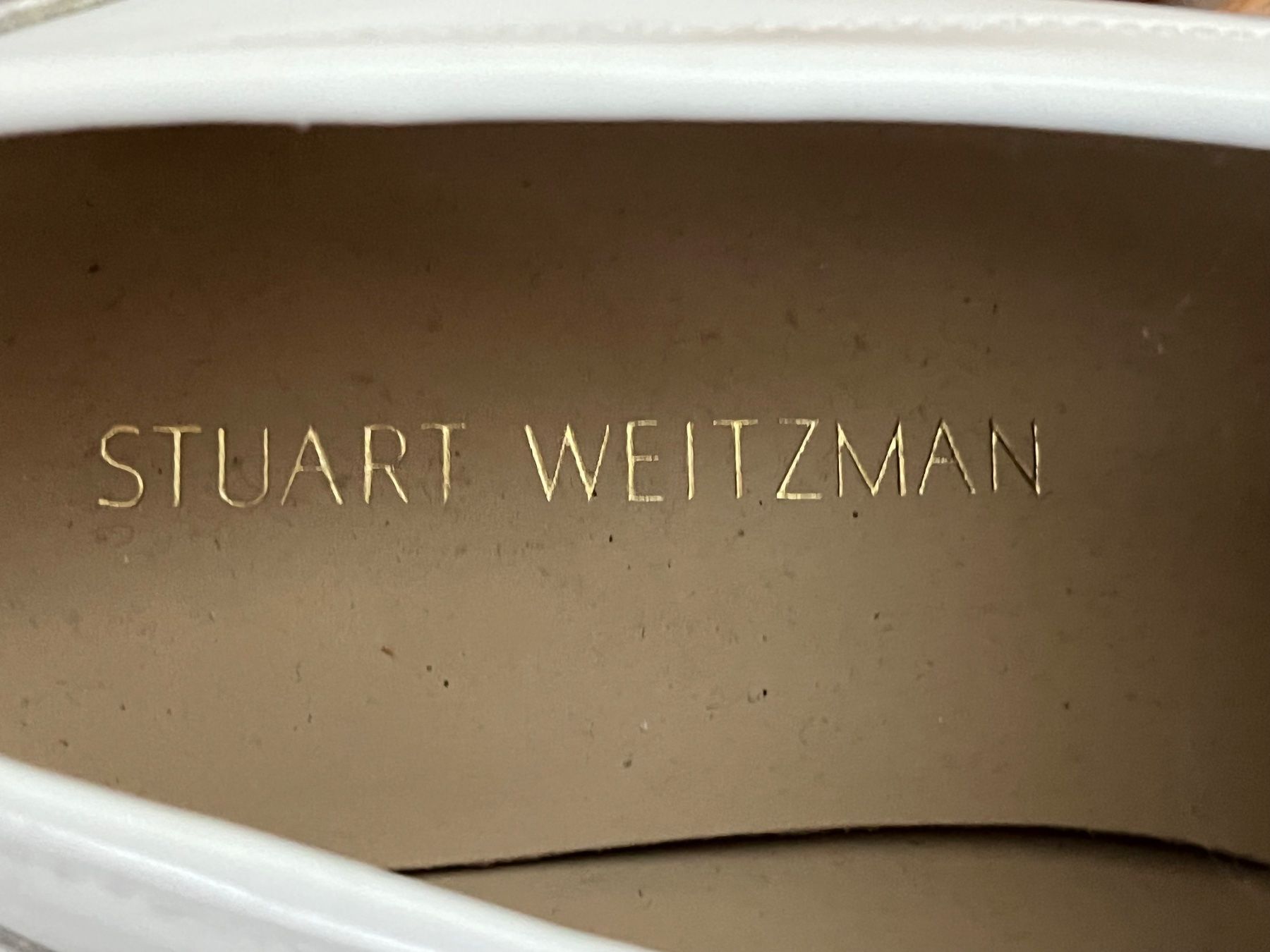 Stuart Weitzman Scarpe da donna: Stuart Weitzman: weisse Loafer mit Troddeln, 38 – Usato da Luzern venduto da ellitussi 2