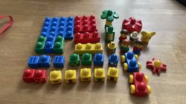 Lego Duplo Bausteine mit Figuren und Fahrzeugen guter Zustan