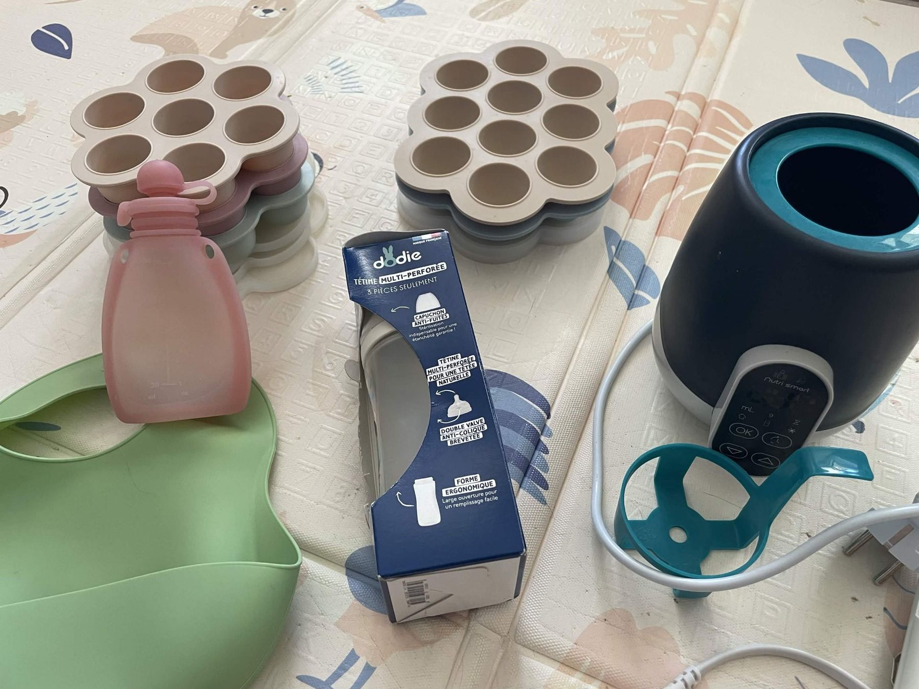 Baby-Mahlzeiten: Lot accessoires repas bébé – Gebraucht aus Villarimboud von cla_vv9k