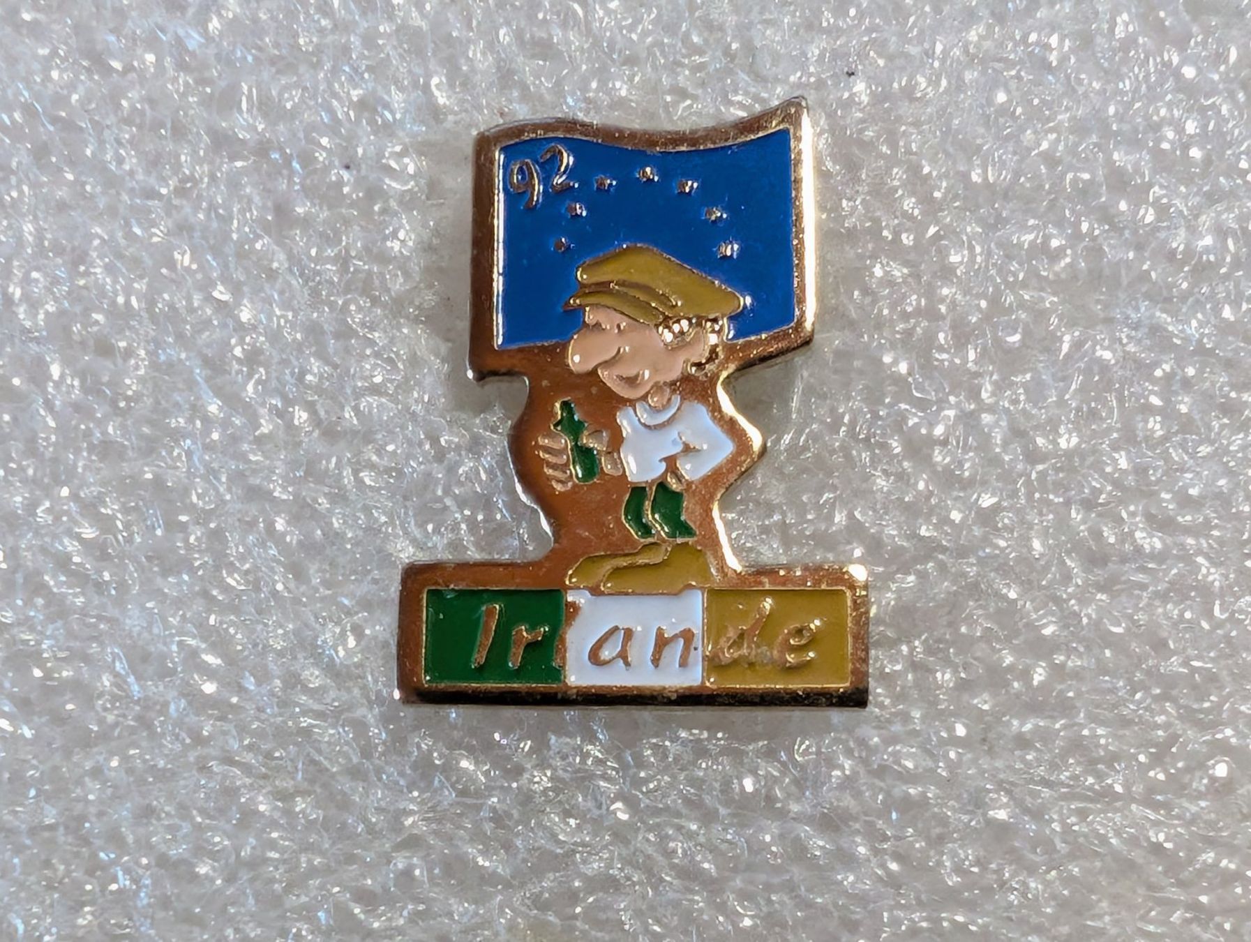 Placchette & Badge: Ansteckpin 292: Irland – Usato da Oppligen venduto da Pin-Fall-Shop