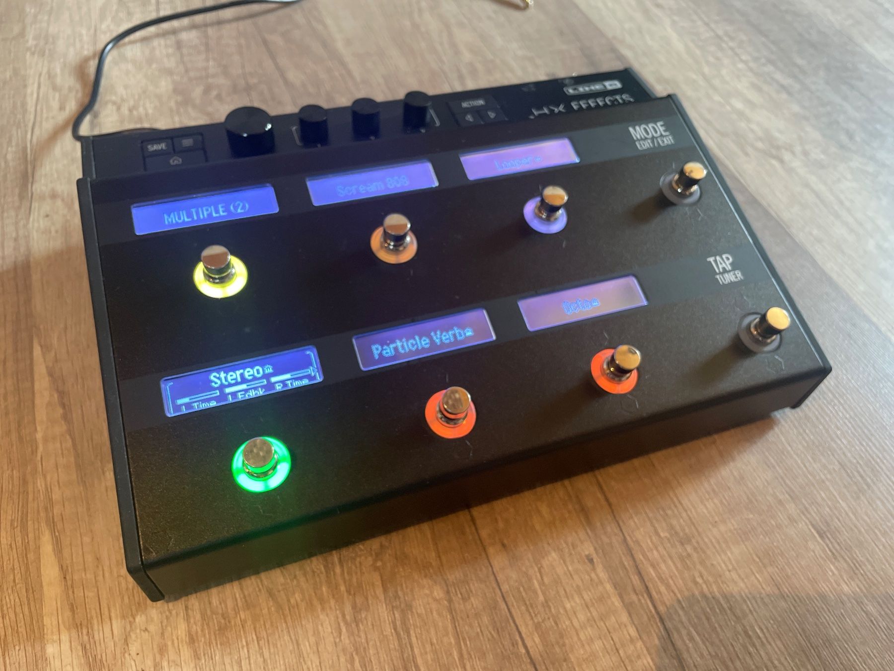 Line 6 Instruments de musique: Line 6HX Effects – D'occasion à Biglen par maetthu_w 2