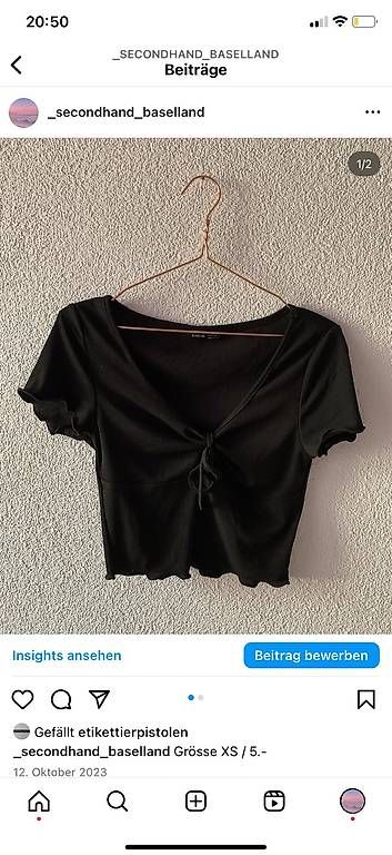 T-shirt: Schwarzes Shirt mit Rüschchen – Usato da Wahlen b. Laufen venduto da Jeanine_T