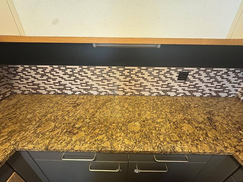 Cuisines complètes: Granit-Küchenarbeitsplatte – D'occasion à Rikon im Tösstal par SamiIsmajli 2