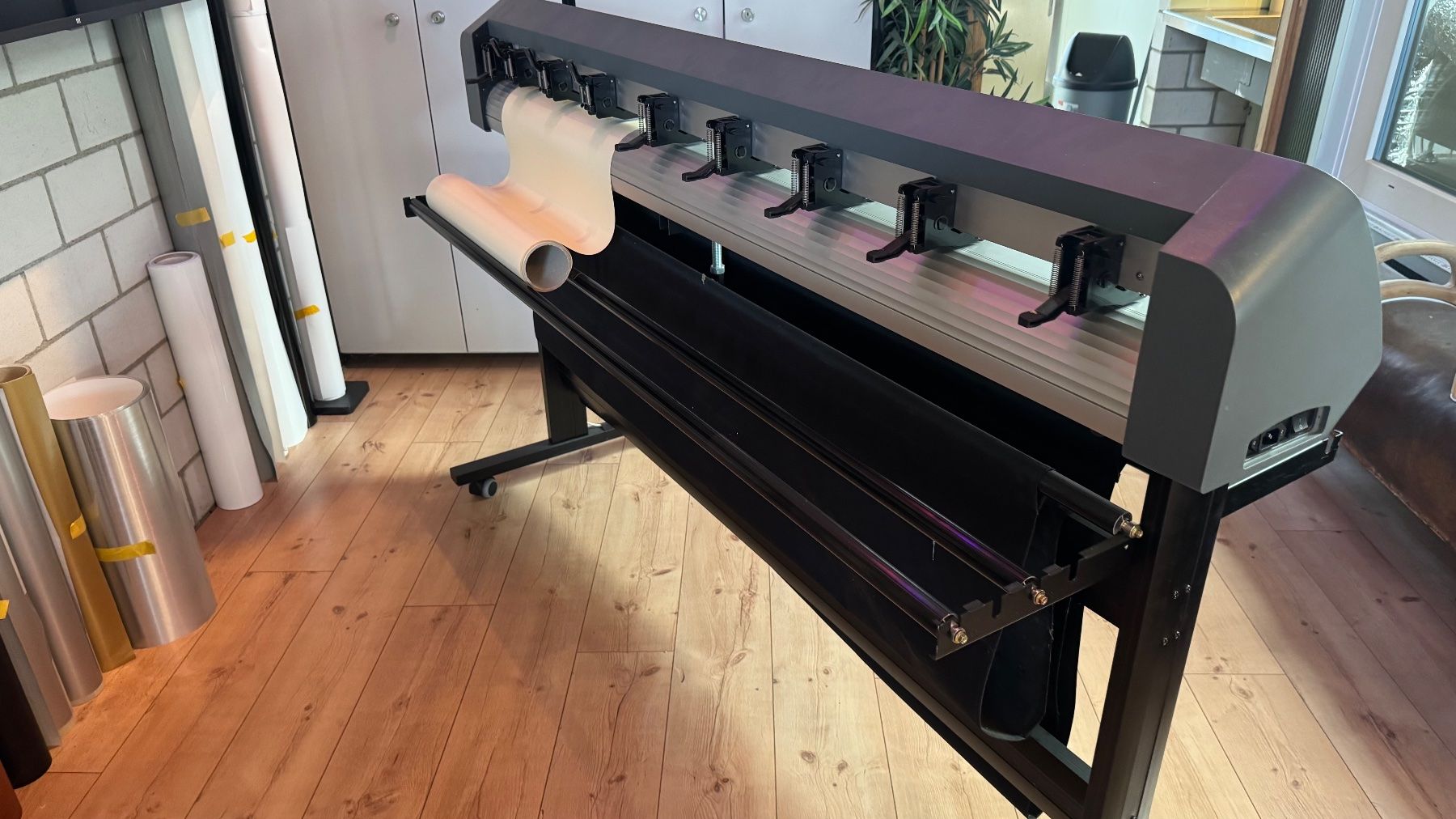 Drucker: Schneideplotter mit Ständer Breite 160cm guter Zustand – Gebraucht aus Ottenbach von msc_dg8t 3