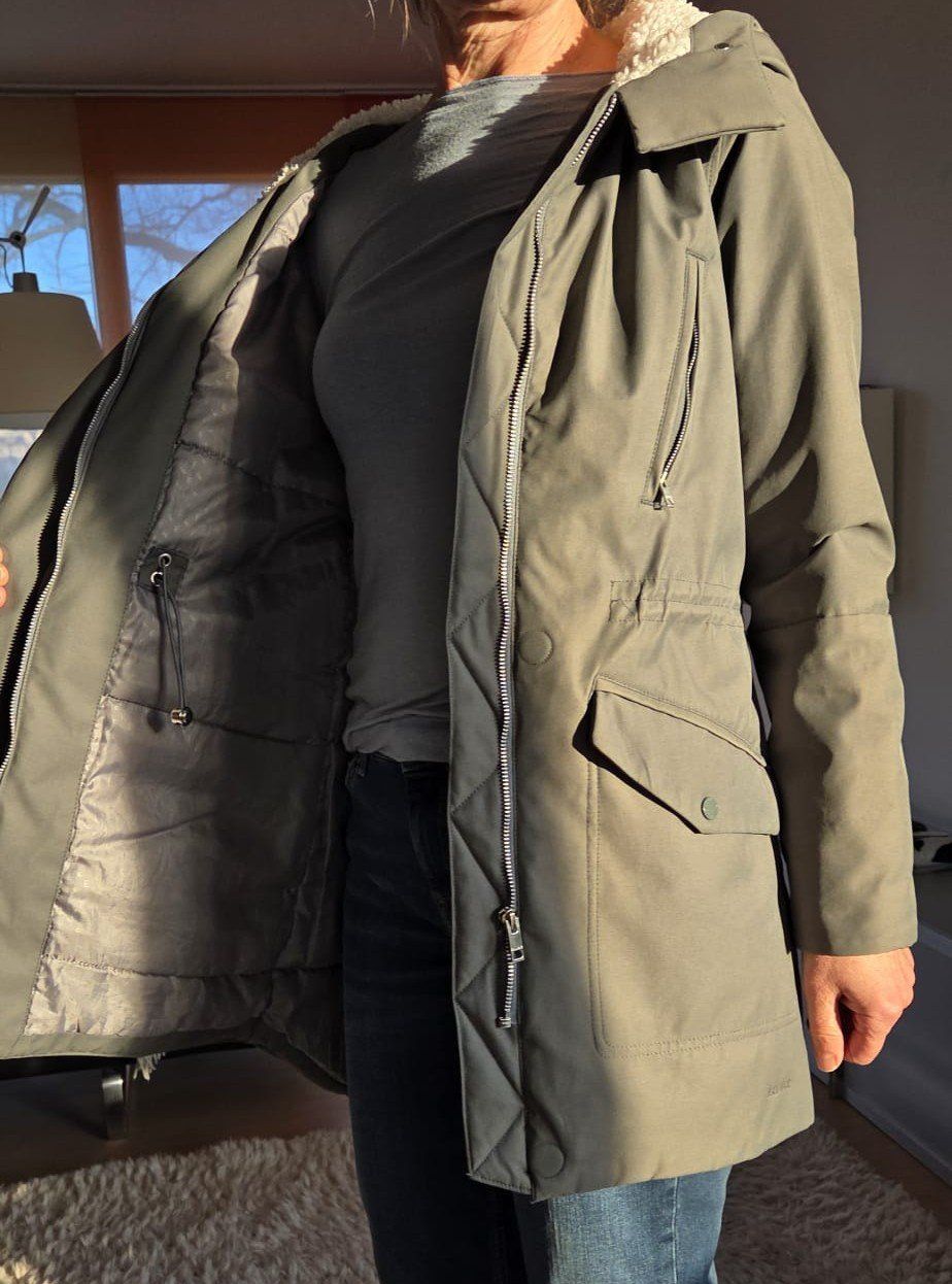 Elvine Giacche: Elvine Übergangs Jacke ... Design aus Schweden – Usato da Zürich venduto da Mokile 2