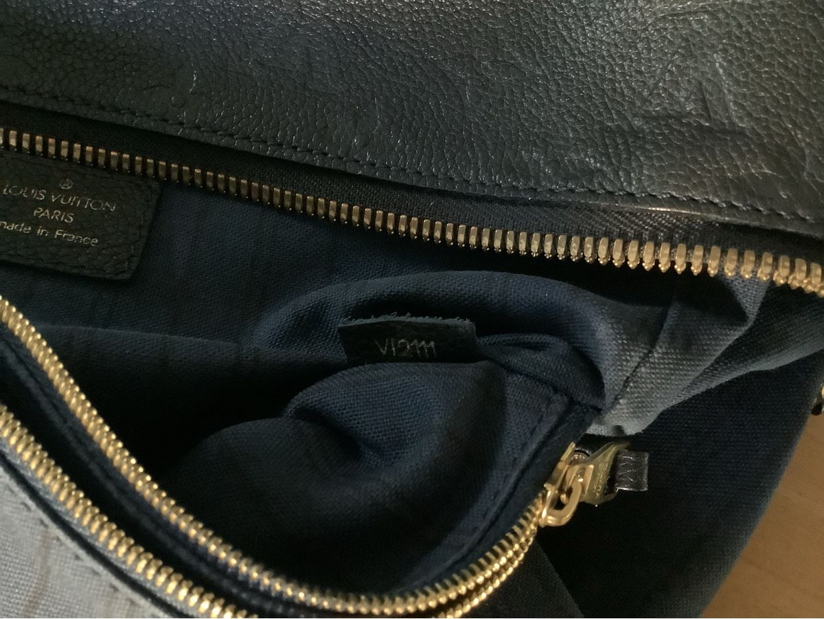 Louis Vuitton Sacs femmes: Louis Vuitton Tasche in Leder Monogram Empreinte – D'occasion à Steffisburg par JanaSommer 9