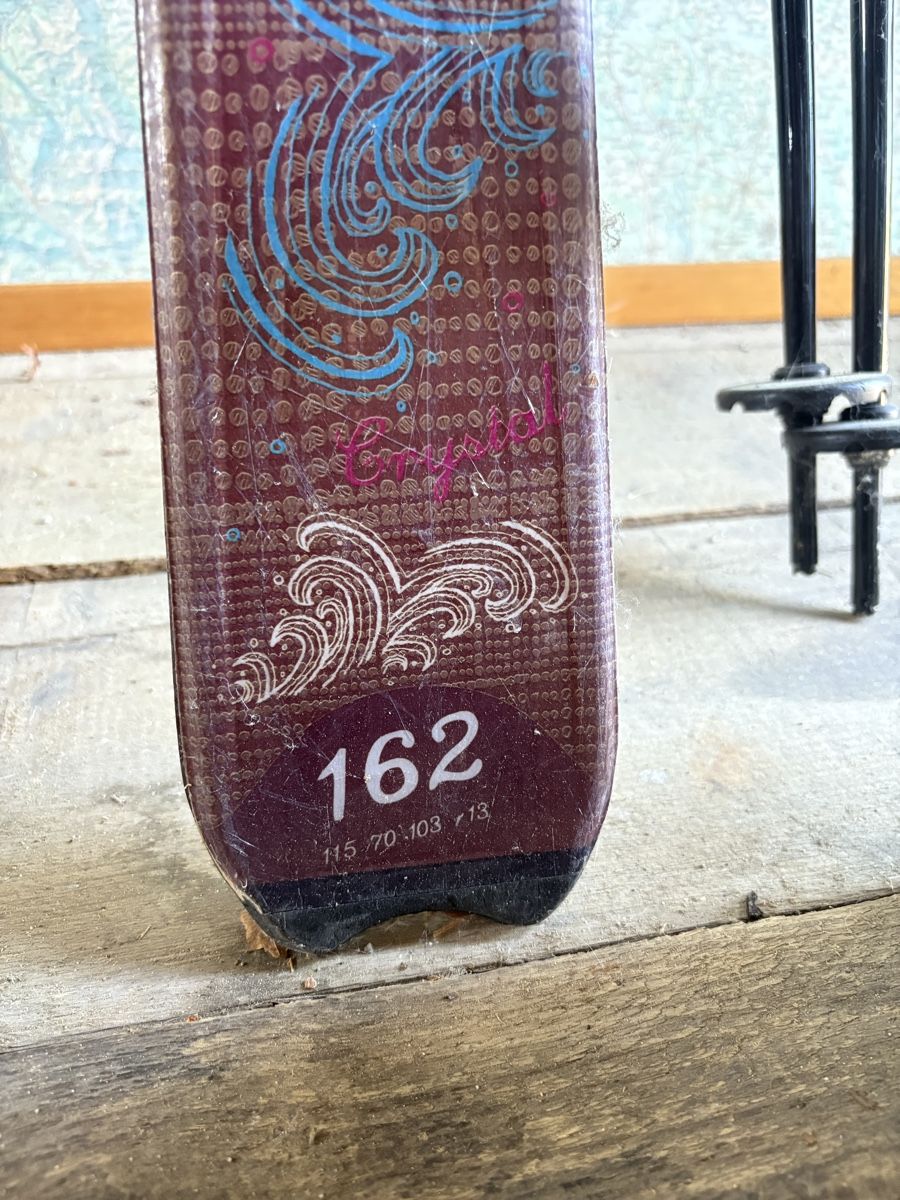Sci: Skis chaussures et bâtons – Usato da Neyruz-sur-Moudon venduto da Flachouille 2