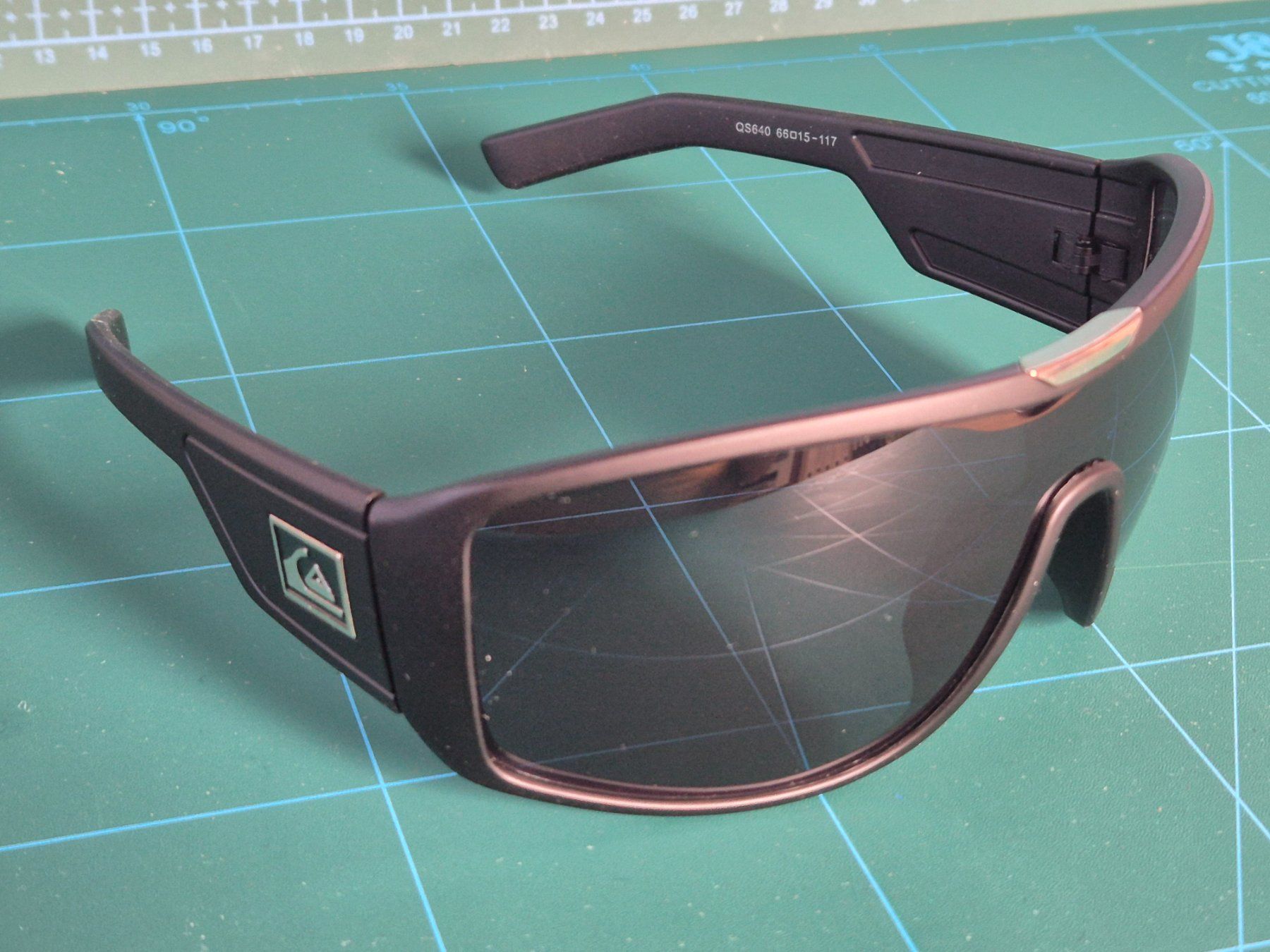 Occhiali & Lenti: Quicksilver Sonnenbrille – Nuovo e nell'imballaggio originale da Pfungen venduto da Famadm 3