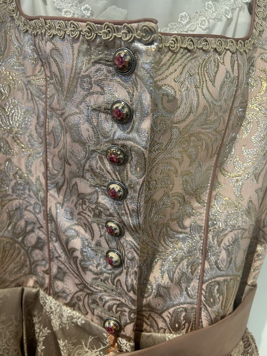 Vestiti: Dirndl Tramoniana, 40 gebraucht – Usato da Gunzgen venduto da vivalavida.p 2