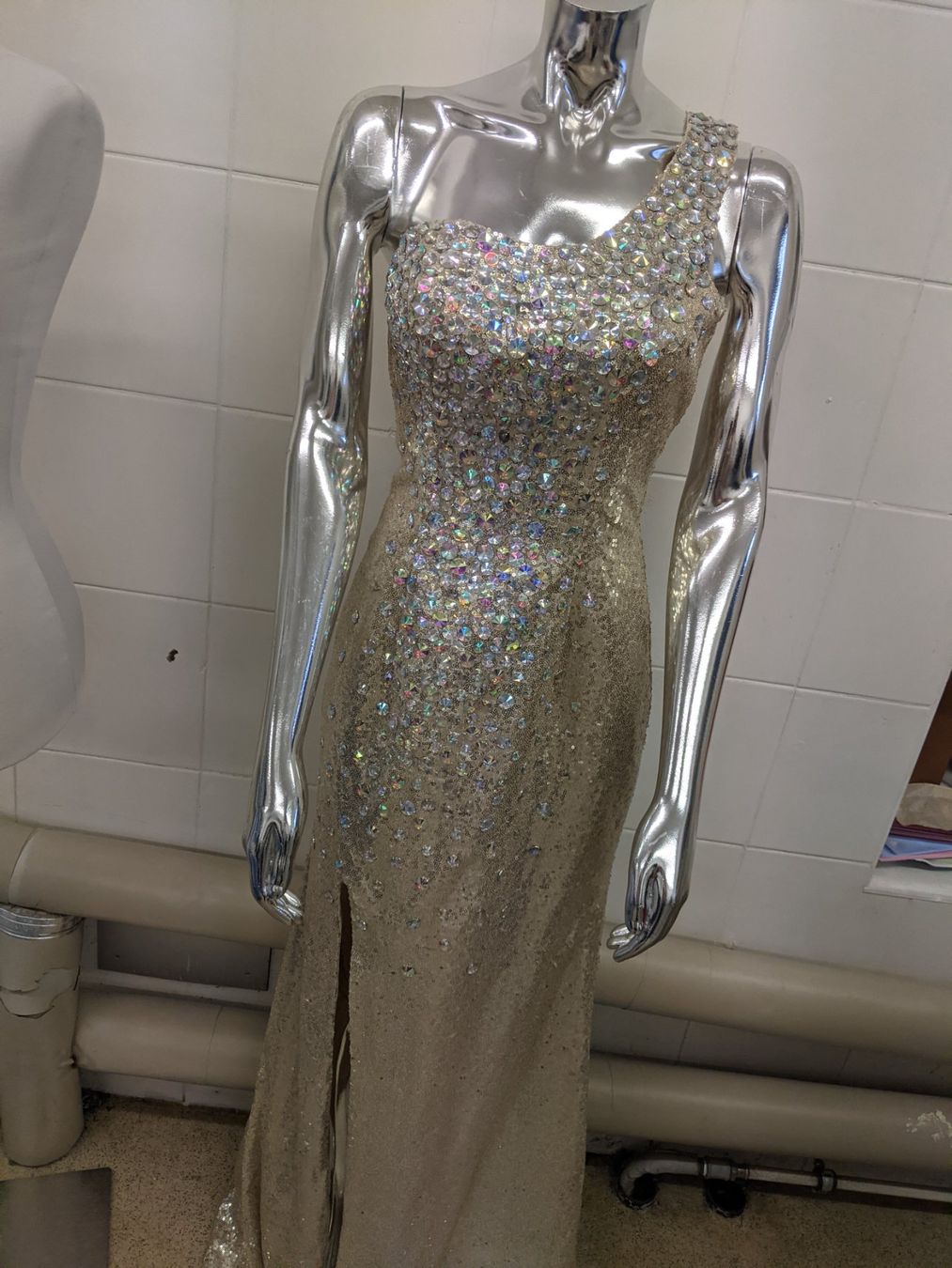 Kleider: Diese Kleid ist ein Traum – Gebraucht aus Langnau am Albis von Judithsebi 4