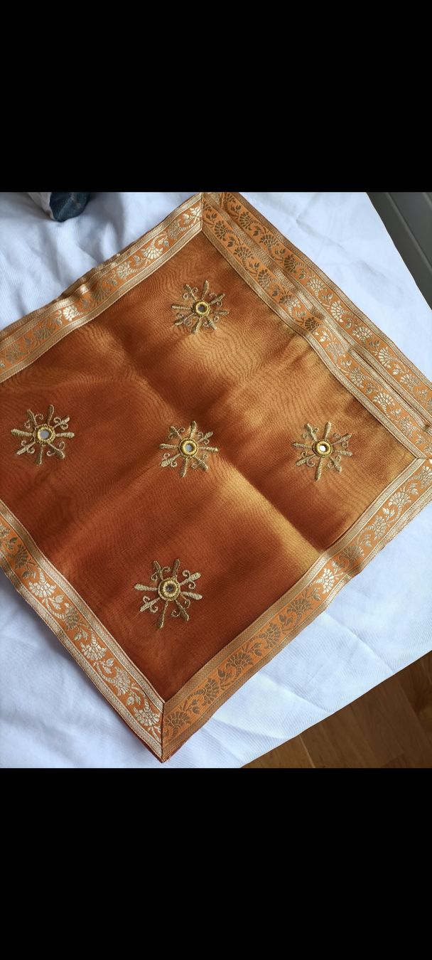 Cuscini: Lot de 2 housses de coussin décoratives – Nuovo e nell'imballaggio originale da La Chaux-de-Fonds venduto da Luxary.25cachmirepro 5